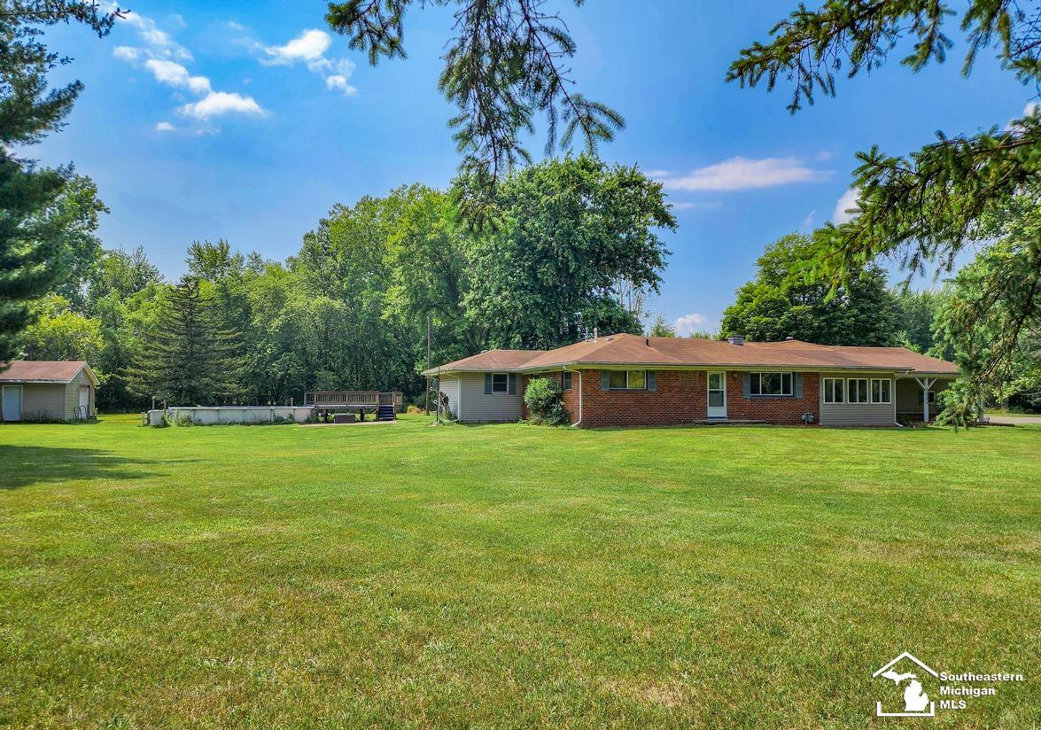 Douglas Rd, Ida, MI 48140