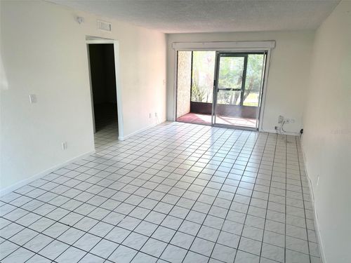 apt-a4-6342 Newtown Cir, Tampa, FL, 33615-3627 | Card Image