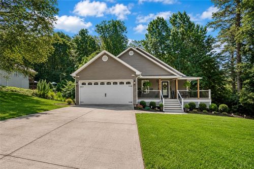 302 Ridgeside Ct, West Union, SC, 29696-3622 | Card Image