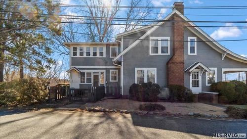 321 N Marshall St, Chase City, VA, 23924-1734 | Card Image