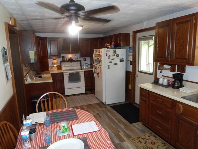 Kitchen | Image 27
