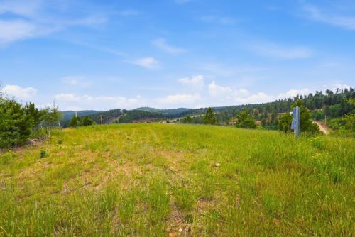 21125 Tahencala Ct, Sturgis, SD, 57785-6983 | Card Image