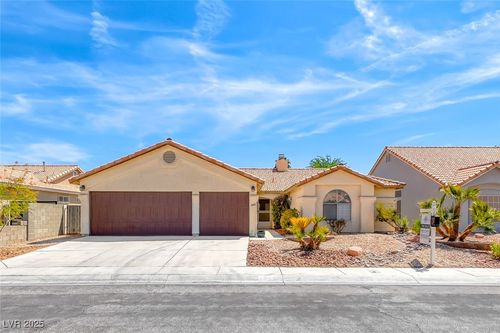 3646 Daisy Field Dr, North Las Vegas, NV, 89032-2301 | Card Image