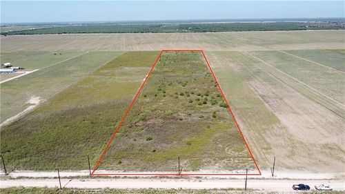 000 N Davila Sr Rd, Hargill, TX, 78549 | Card Image