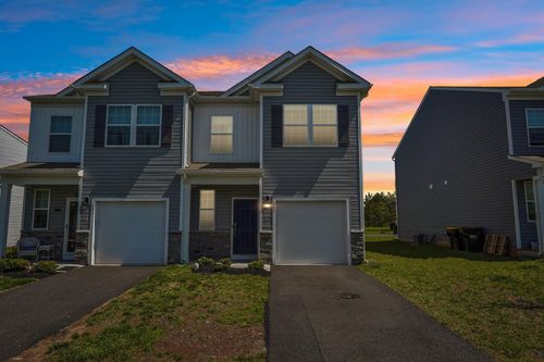 884 Still Waters Ln, Pennsburg, PA, 18073-1551 | Card Image