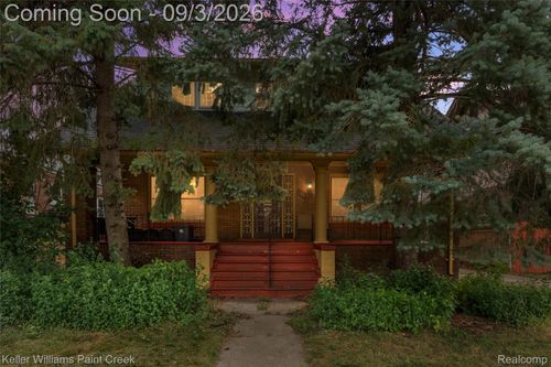115 Moss St, Highland Park, MI, 48203-2711 | Card Image