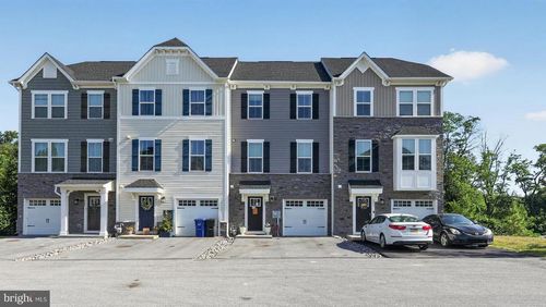 265 Sugar Maple Sq, DOWNINGTOWN, PA, 19335-1559 | Card Image
