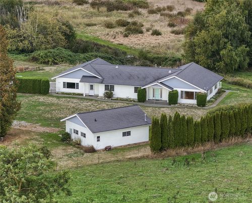 210 E Hemmi Rd, Lynden, WA, 98264-9658 | Card Image