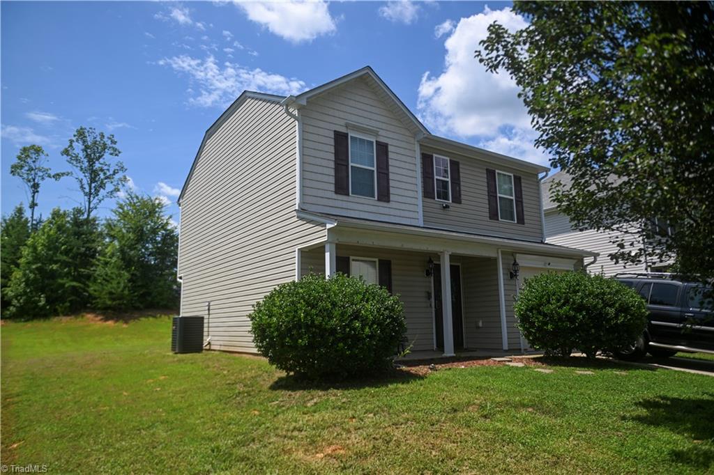 Newcomb Dr, Whitsett, NC 27377