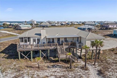 105 St Denis Ct, Dauphin Island, AL, 36528-4246 | Card Image