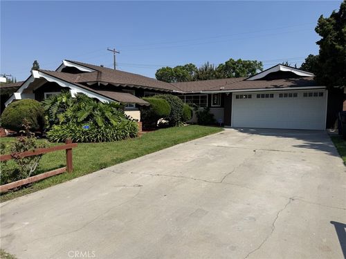 10601 La Dona Dr, Garden Grove, CA, 92840-1618 | Card Image