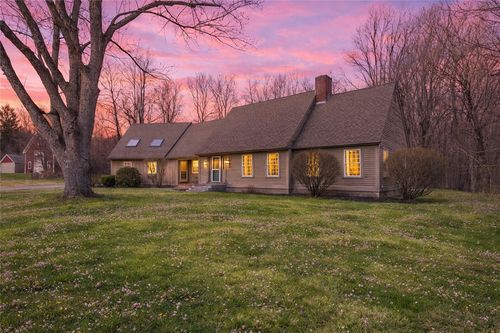 40 Pelham Drive, Fitchburg, MA, 01420 | Card Image