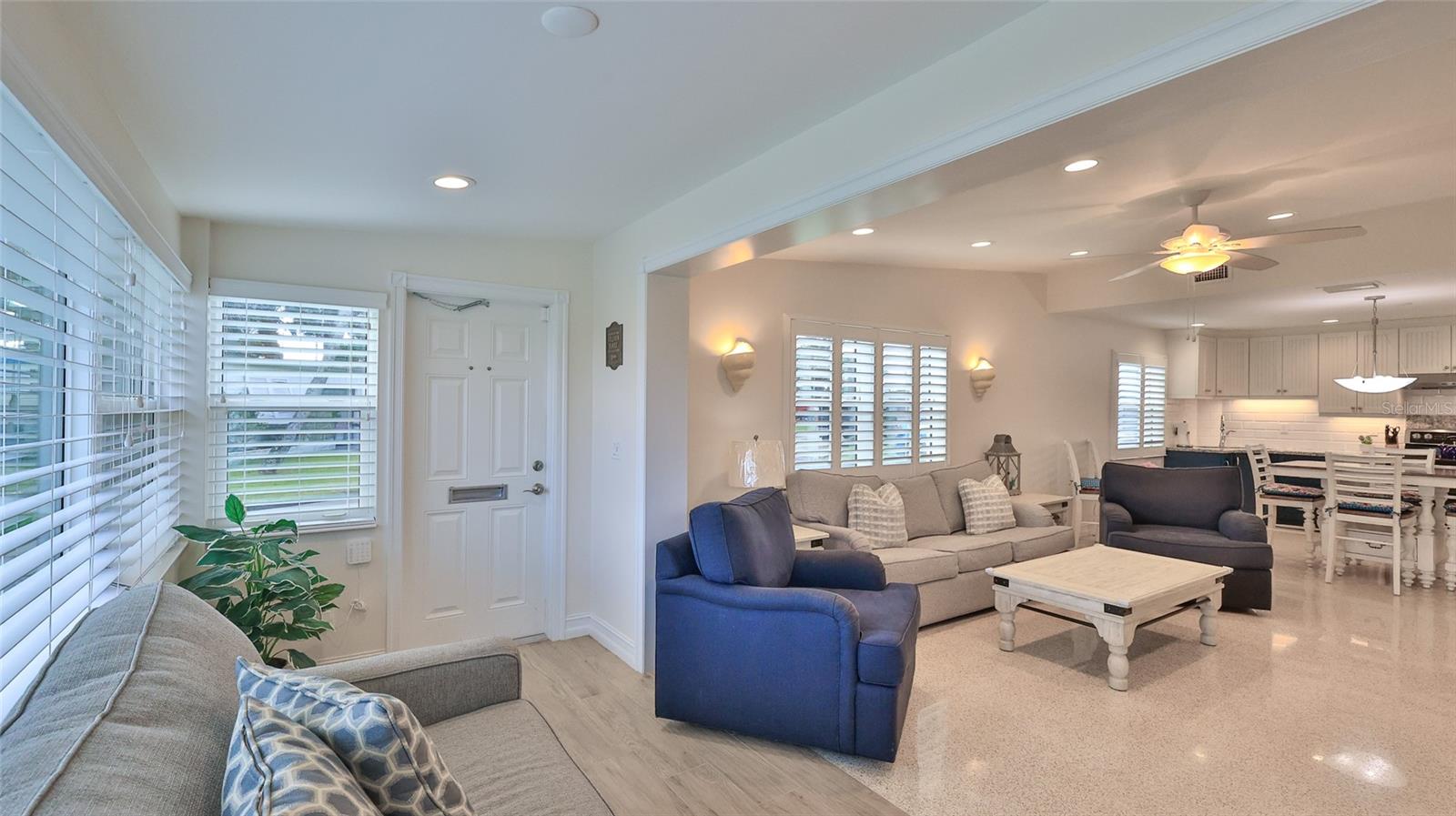 Residential in ORMOND BEACH 5