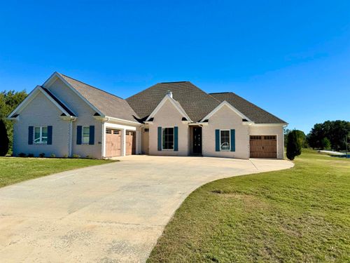 186 Eastwood Ln, Killen, AL, 35645-5760 | Card Image
