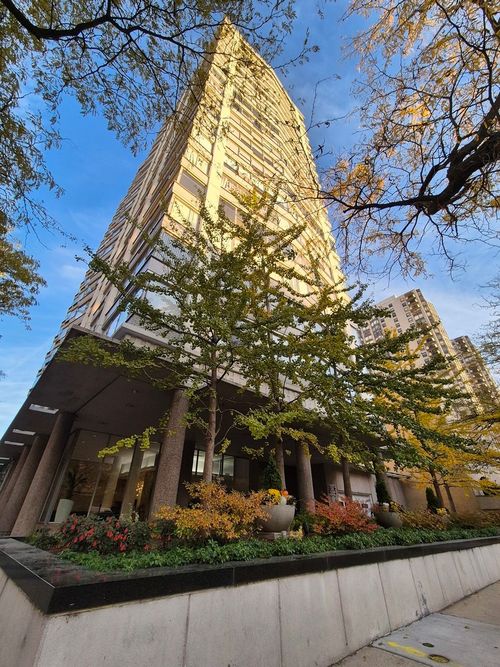 apt-3j-5757 Sheridan Rd, Chicago, IL, 60660-8700 | Card Image