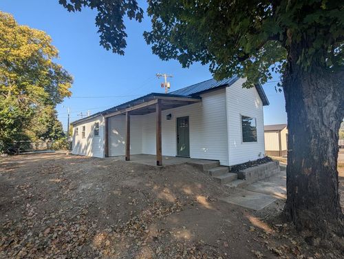 301 N Maple St, Bainbridge, OH, 45612-7513 | Card Image