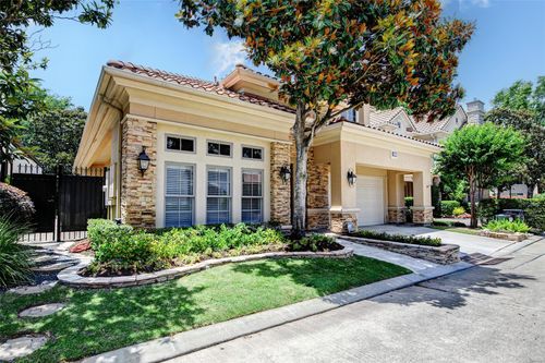 2822 Stuart Mnr, Houston, TX, 77082-3126 | Card Image