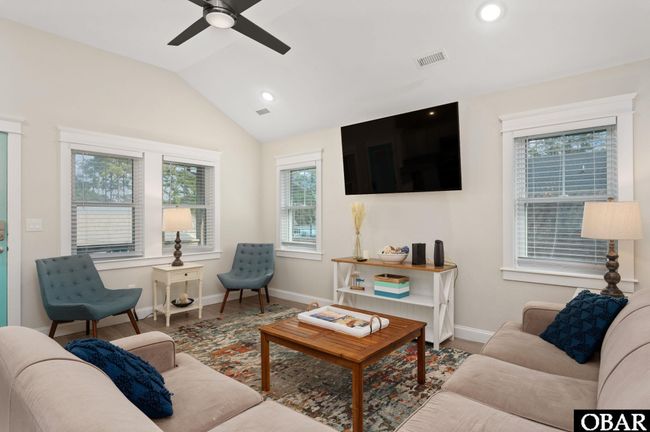 1410 Hill St, House other with 4 bedrooms, 3 bathrooms and null parking in Kill Devil Hills NC | Image 4