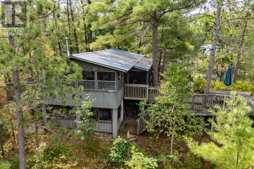 2 3LN Berkinshaw Island, Gravenhurst (Muskoka (S)), ON, P1P1R2 | Card Image