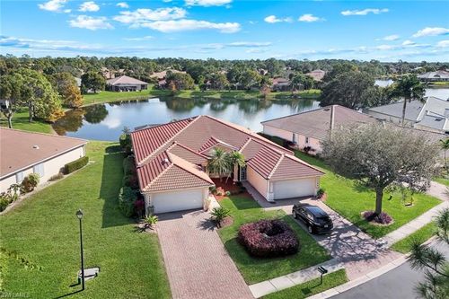 7755 Berkshire Pines Dr, NAPLES, FL, 34104-9488 | Card Image