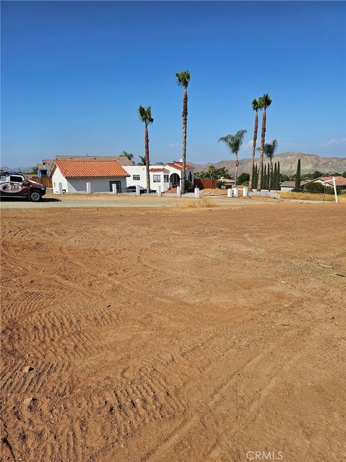 1694 Hayden Ave, Corona, CA, 92881 | Card Image