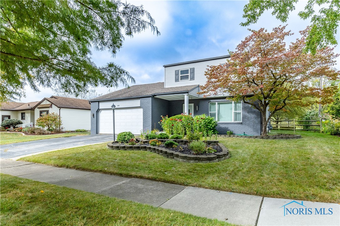Eastland Dr, Oregon, OH 43616