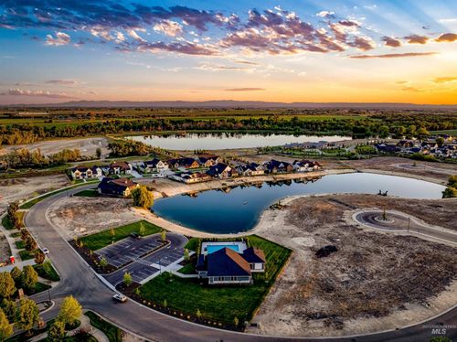 6371 Salmon Falls Ln, Star, ID, 83669-4505 | Card Image