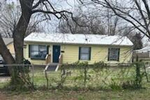 2826 W Olive St, Springfield, MO, 65802-4624 | Card Image