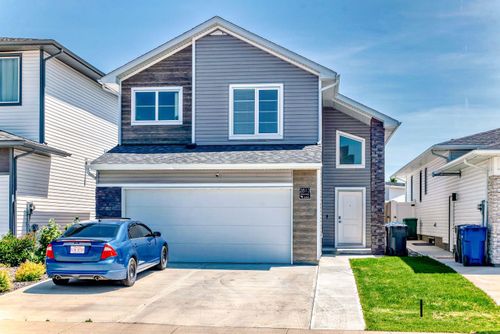 2813 44 St S, Lethbridge, AB, T1K8J3 | Card Image