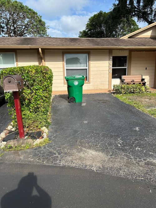 2086 Sw 71st Way, Davie, FL, 33317 | Card Image
