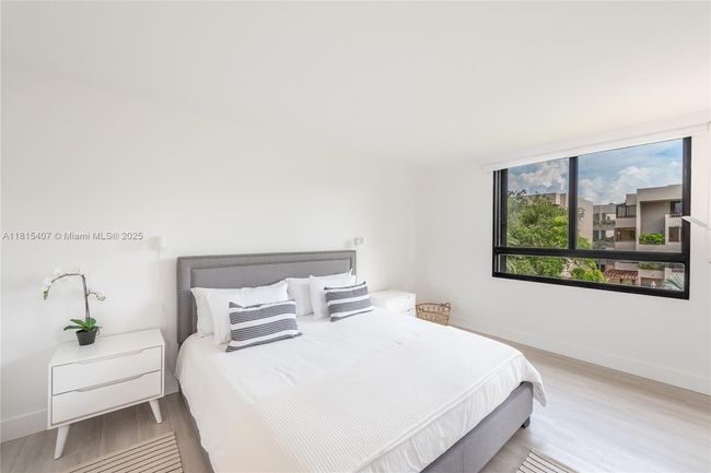 APT-306 - 181 Crandon Blvd, Condo with 3 bedrooms, 2 bathrooms and null parking in Key Biscayne FL | Image 11