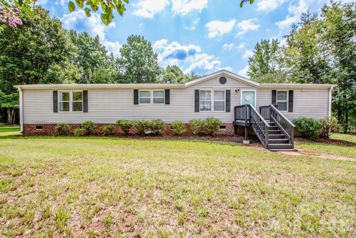 130 Gemstone Dr, Statesville, NC, 28625-2603 | Card Image