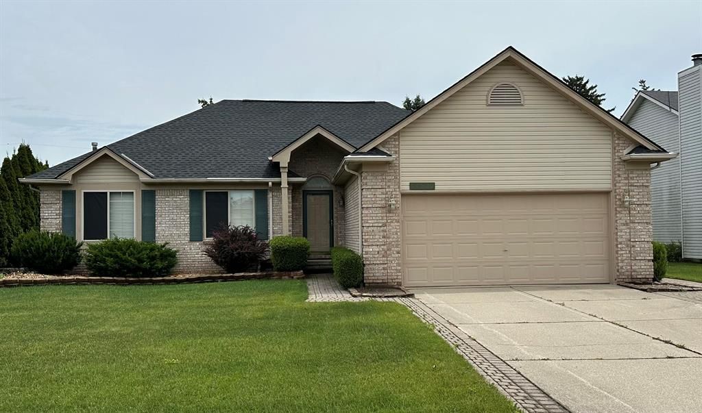 Cross Creek Dr, Chesterfield, MI 48047 #1
