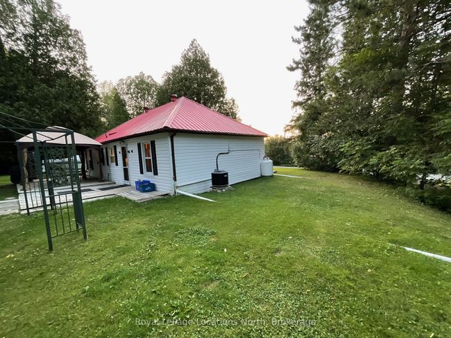 345 Doe Lake Rd, House other with 4 bedrooms, 1 bathrooms and 8 parking in Katrine ON | Image 7