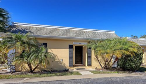 2425-2425 Aspinwall St, SARASOTA, FL, 34237-5108 | Card Image