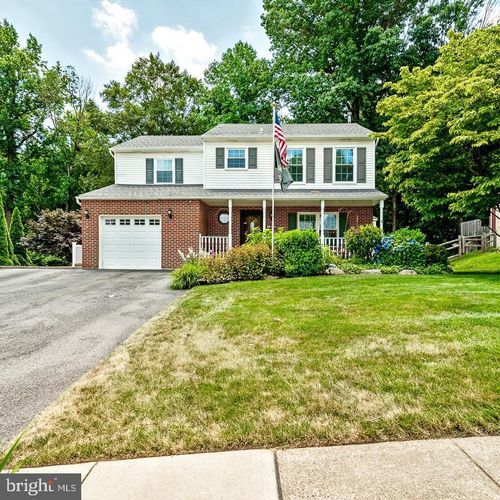 1940 Bergdoll Ave, Boothwyn, PA, 19061-2618 | Card Image