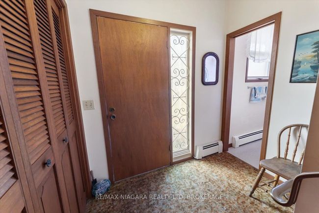 12 Harbourview Rd, House other with 3 bedrooms, 2 bathrooms and 8 parking in Port Colborne ON | Image 6