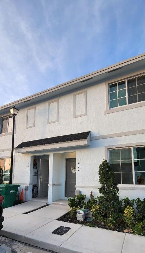 1030 Nw 6th Ter, Florida City, FL, 33034-3452 | Card Image