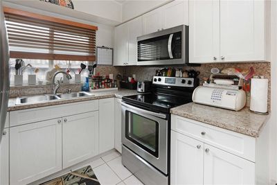 1424 Adams St, House other with 2 bedrooms, 2 bathrooms and null parking in Hollywood FL | Image 3