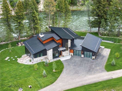 40 Cliff Manor Ln, Gallatin Gateway, MT, 59730-9746 | Card Image