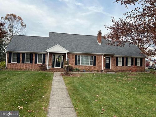 515 Starr Ave, Chambersburg, PA, 17202-9669 | Card Image