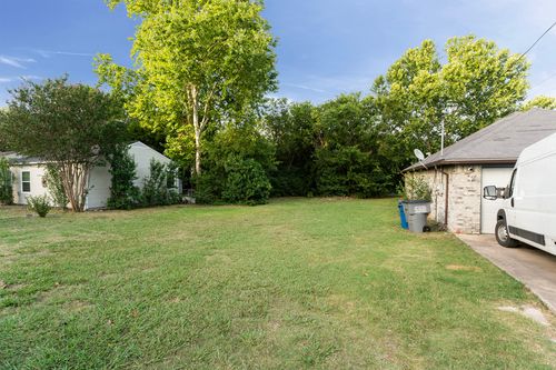 600 N Elm St, Lancaster, TX, 75146-2316 | Card Image