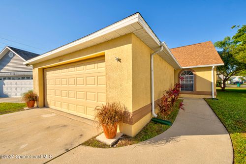 2206 Breezy Circle, Melbourne, FL, 32935 | Card Image