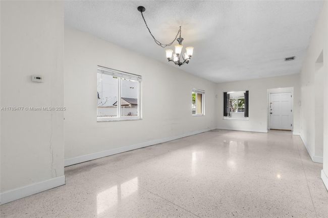 426 Sw 26 Th Rd, House other with 4 bedrooms, 3 bathrooms and null parking in Miami FL | Image 19