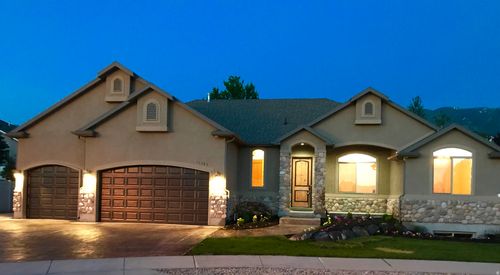 8-11521 S Black Forest Dr, Sandy, UT, 84094-6919 | Card Image