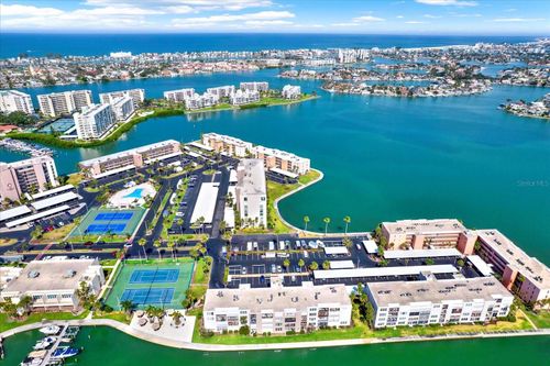 apt-304-7625 Sun Island Dr S, South Pasadena, FL, 33707-4427 | Card Image