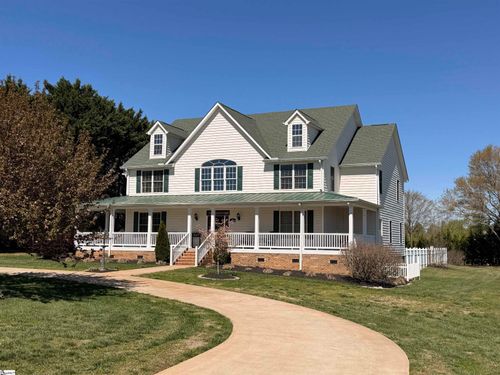 323 Waters Rd, Taylors, SC, 29687-6139 | Card Image