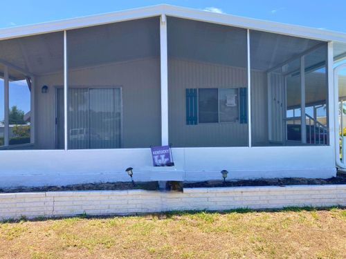 498 Longwood Dr, Venice, FL, 34285-5623 | Card Image