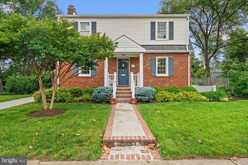 2434 Cameron Mills Rd, ALEXANDRIA, VA, 22302-3301 | Card Image