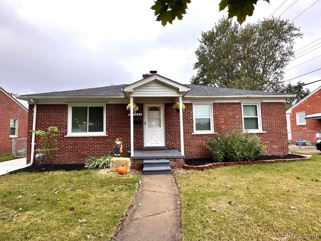 Brookfield St, Livonia, MI 48150